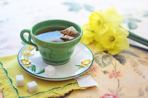 Daffodil Tea